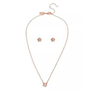 NWTs COACH 3 Piece Set